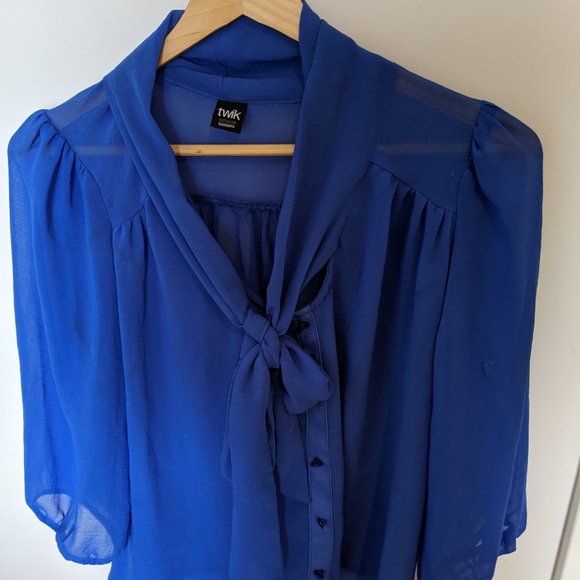 Royal blue shear blouse - Picture 2 of 3